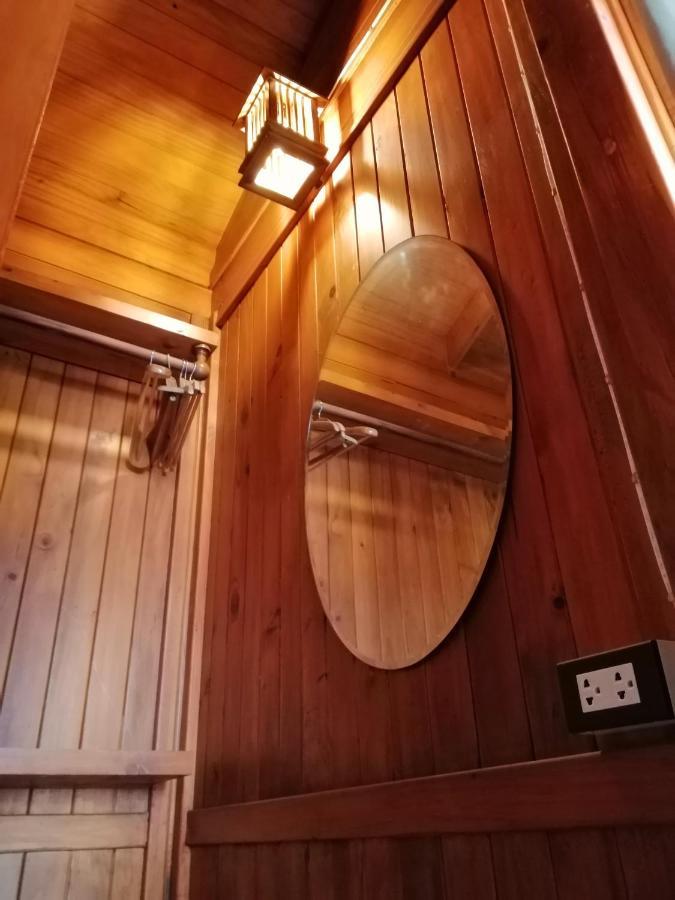 Wood House Pattaya Hotel Exterior foto