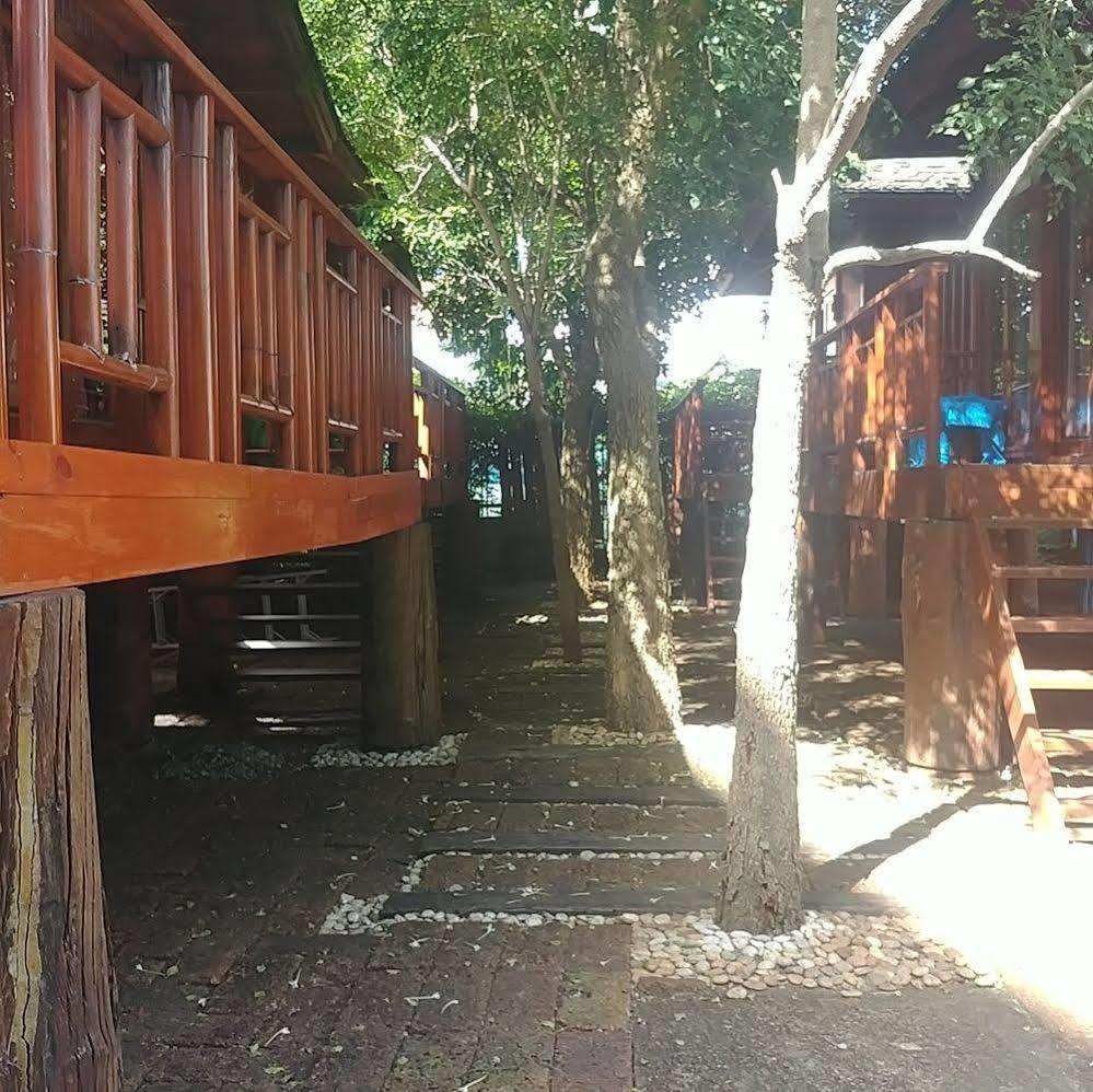 Wood House Pattaya Hotel Exterior foto